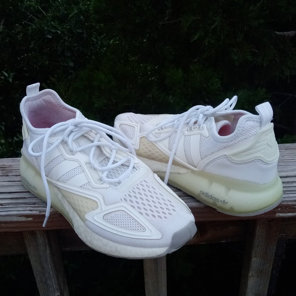 Adidas men's white sneakers GY2681 sz 7